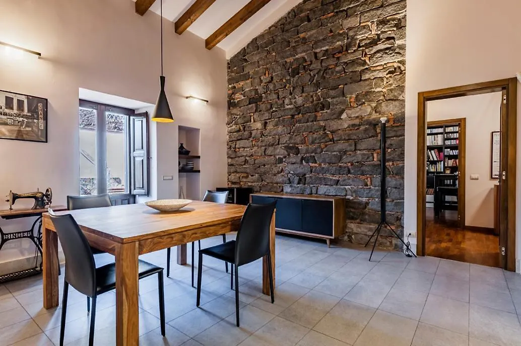 Villa Con Fascino Antico E Comfort Moderno Trecastagni 0*,  Italy