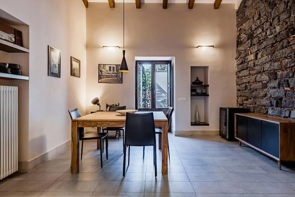 Villa Con Fascino Antico E Comfort Moderno Trecastagni