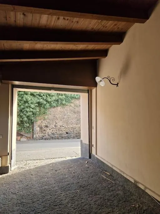 Villa Con Fascino Antico E Comfort Moderno Trecastagni