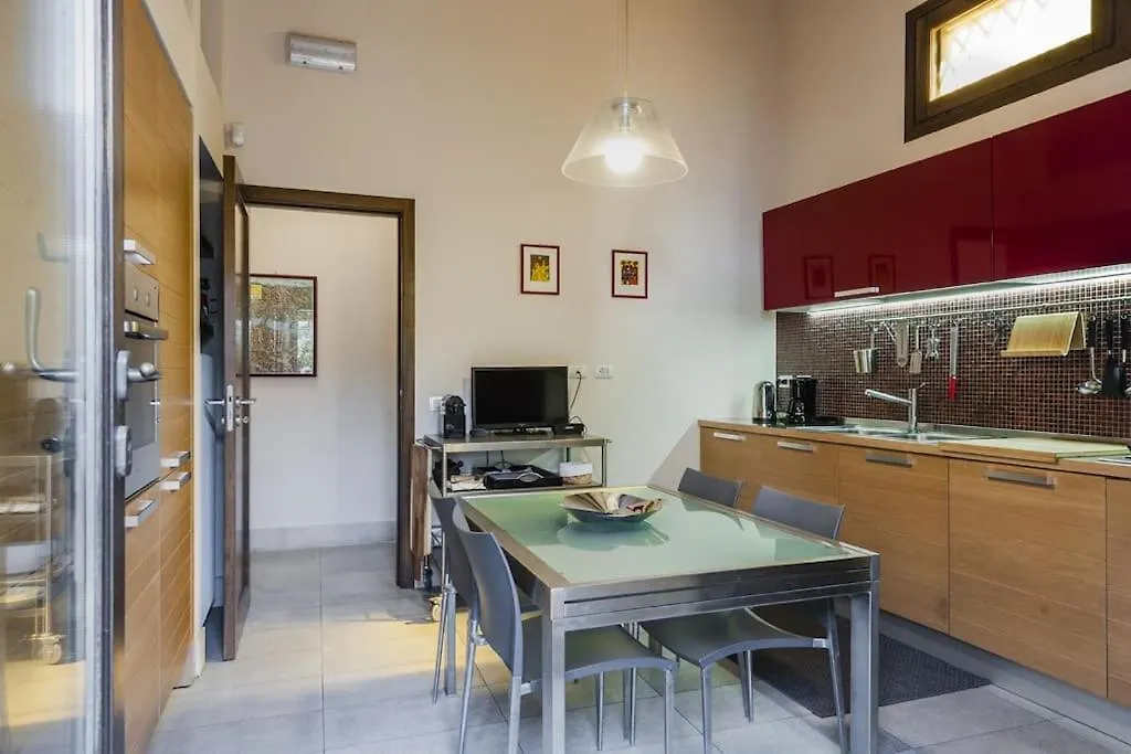 Villa Con Fascino Antico E Comfort Moderno Trecastagni Italy